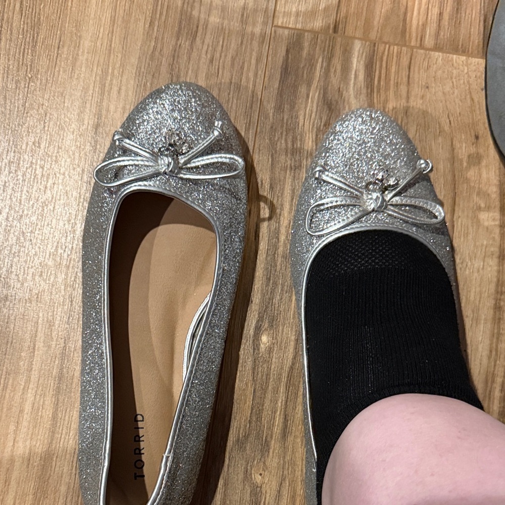 Torrid Sparkling Silver Flats with Bow - Picture 5 of 5